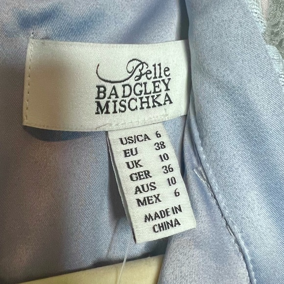 BADGLEY MISCHKA Darcy Maxi Dress in Dove. Size 6 - Picture 10 of 14